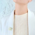 Ręcznie wykonany, srebrny pin w kształcie koperty z kolekcji Machiny od ORSKA biżuteria MHB14-2