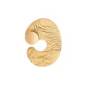Ręcznie wykonany pin z kolekcji Moon w kolorze złotym o nieregularnej fakturze.