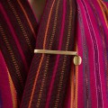 Pozłacana broszka do kimona - kimono fuksja MAXI